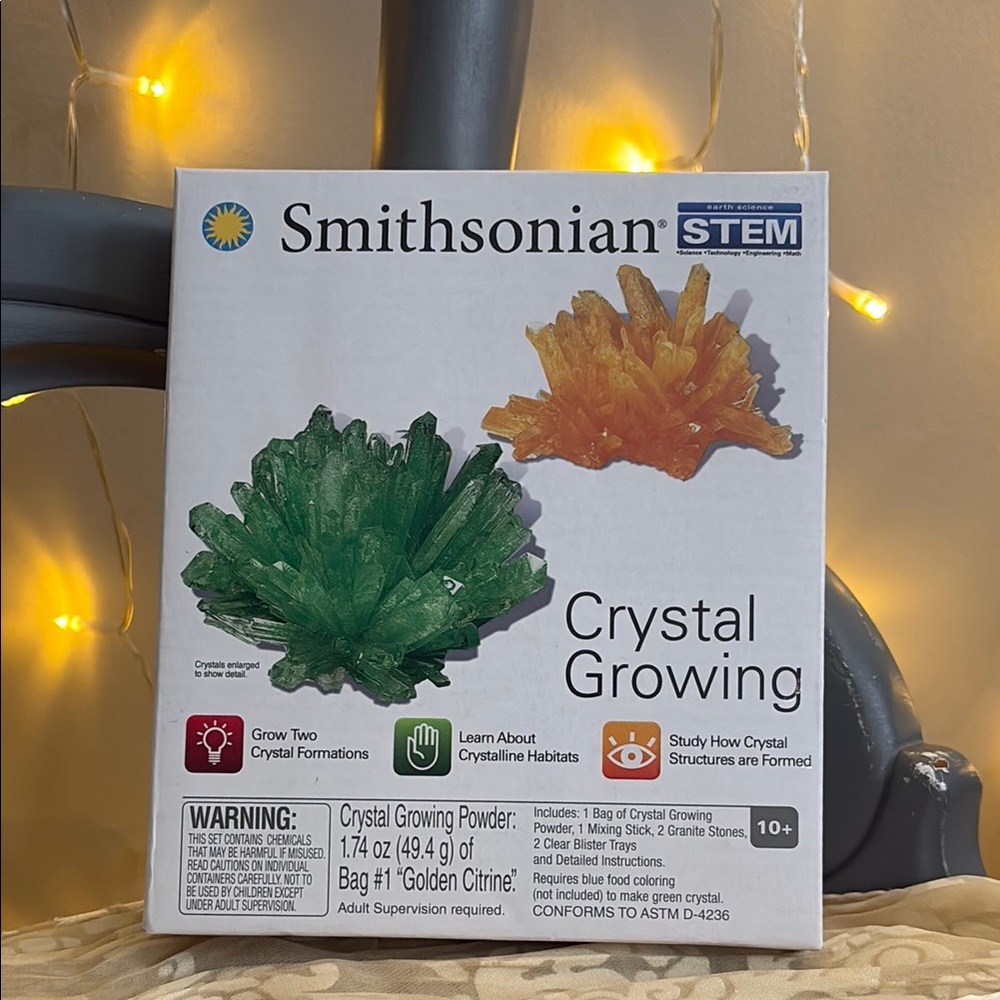 Smithsonian Crystal Growing Kit - Vibrant Green and Orange